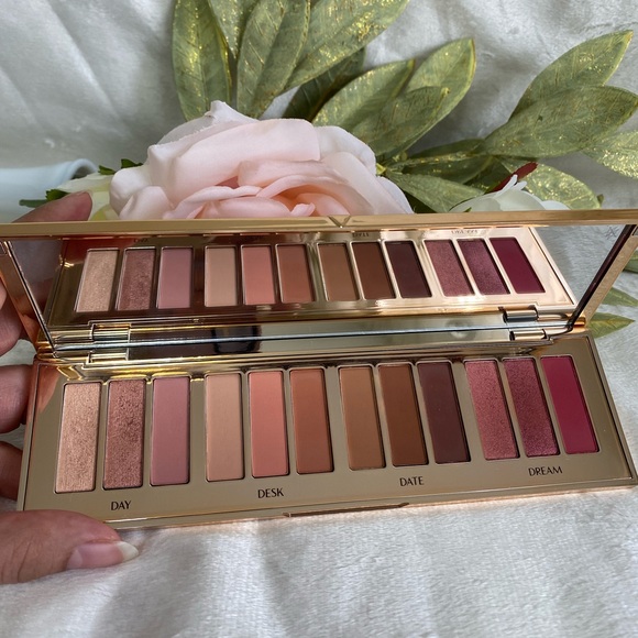 CHARLOTTE TILBURY PILLOW TALK INSTANT EYE PALETTE - Picture 8 of 8